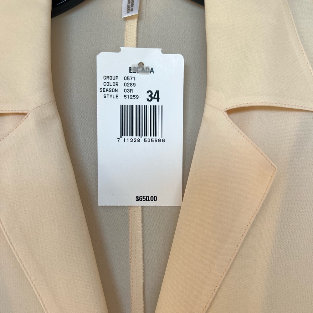 Beautiful Escada Blouse - Picture 2 of 5